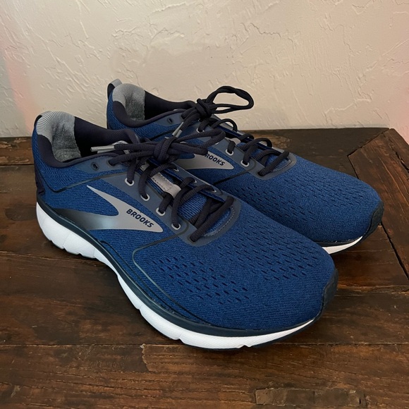 Brooks Transmit Men's Running Shoes Grey/Blue, Size 14 NWOT